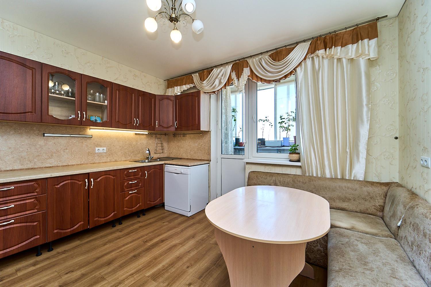 Фото №3: 2-комнатная квартира 67 м² - Краснодар, Прикубанский внутригородской округ, мкр. имени Маршала Жукова, ул. Александра Покрышкина, 4/6