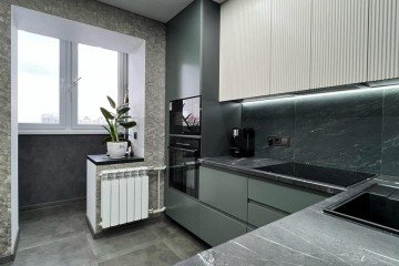 Фото №1: 2-комнатная квартира 56 м² - Краснодар, мкр. Камвольно-суконный Комбинат, ул. Сормовская, 9