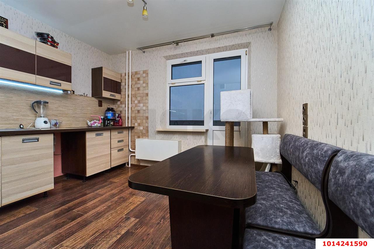 Фото №1: 2-комнатная квартира 61 м² - Краснодар, Пашковский, ул. Садовая, 13/2