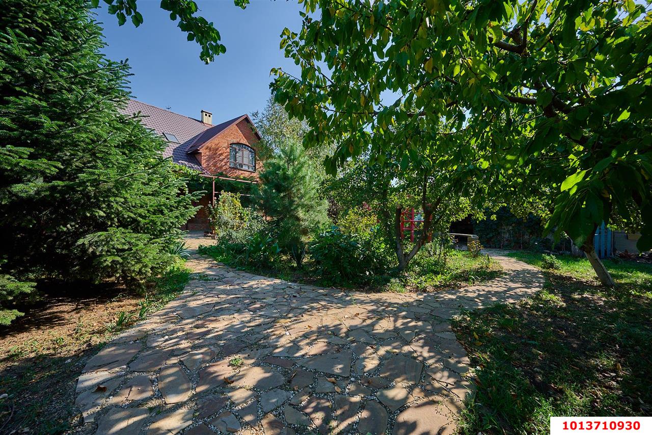 Фото №3: Дом 263 м² + 11.52 сот. - Знаменский, мкр. Карасунский внутригородской округ, ул. Вешняя, 17/1