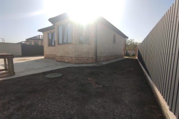 Фото №2: Дом 86 м² - Новотитаровская, ул. Луначарского, 186