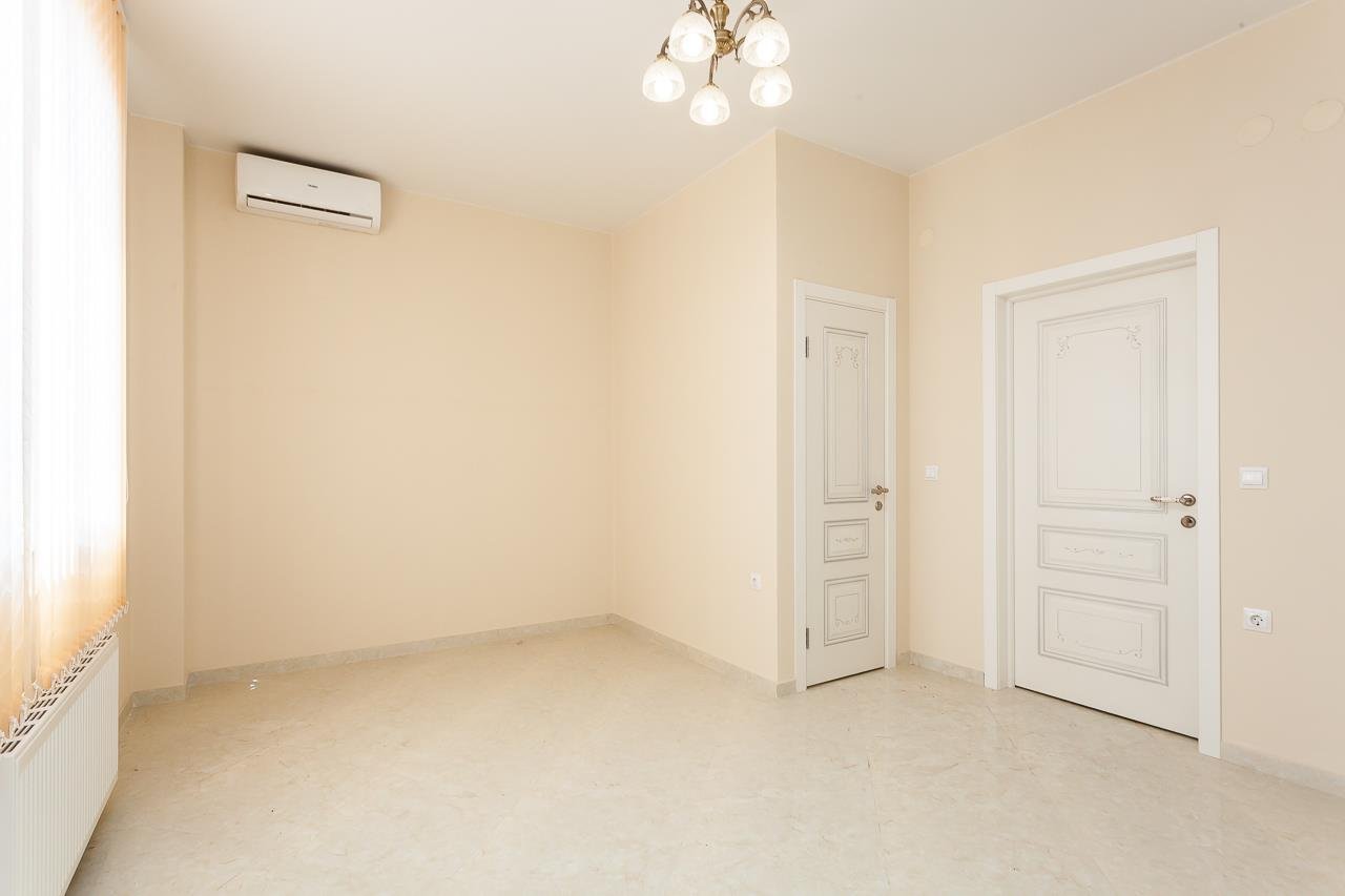 Фото №11: Дом 274 м² + 4 сот. - Краснодар, Западный внутригородской округ, Горогороды, мкр. Центральный, ул. Индустриальная, 89