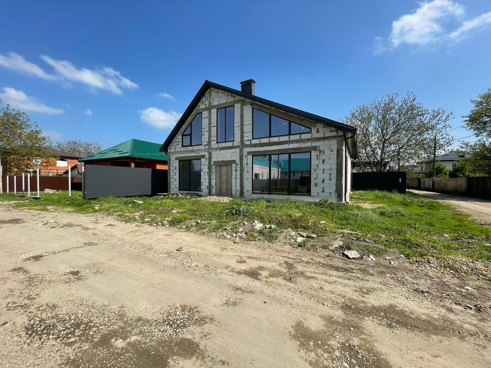 Фото №2: Дом 232 м² + 4 сот. - Краснодар, Прикубанский внутригородской округ, ст Солнышко, ул. Центральная, 40