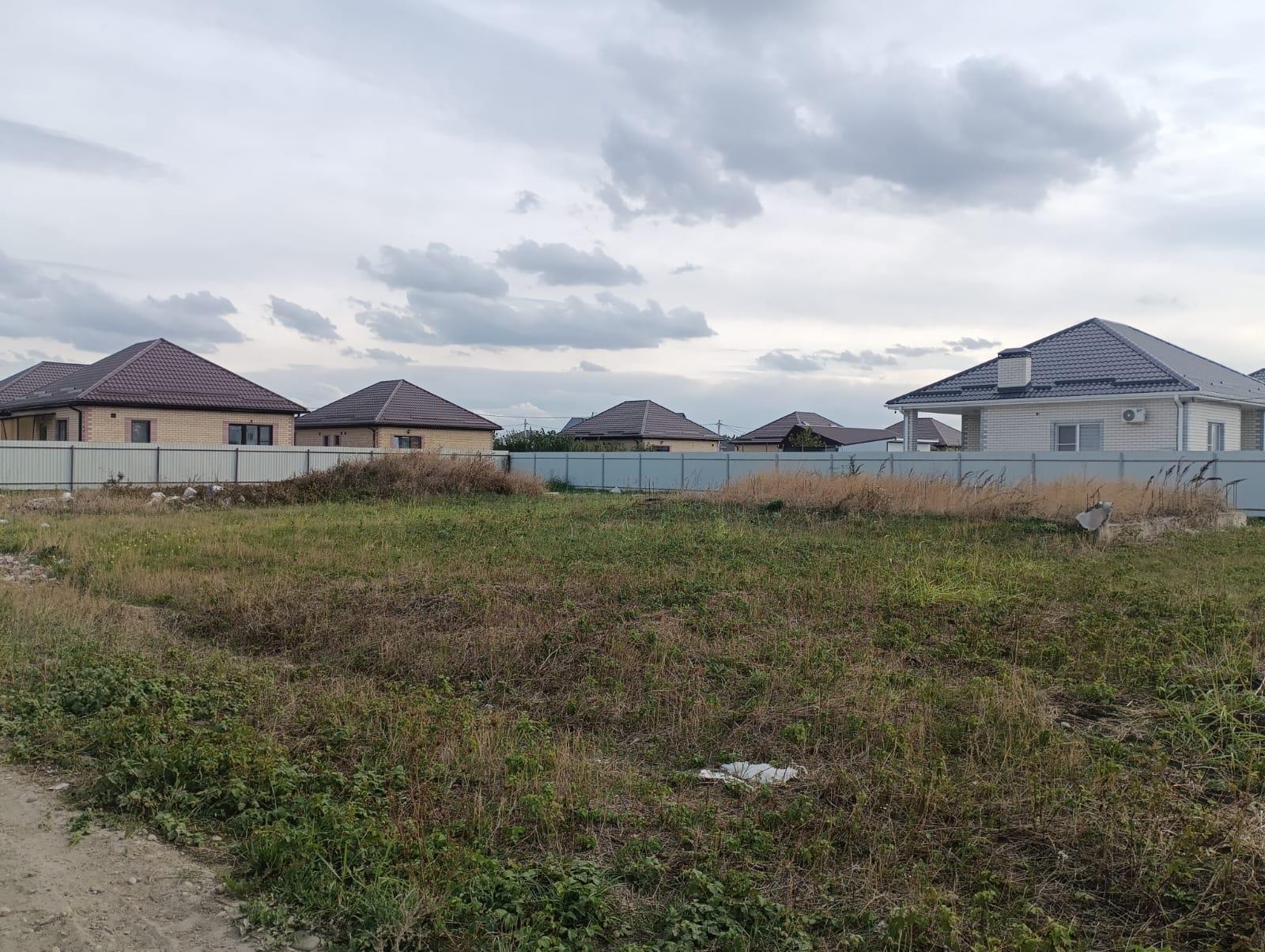 Фото №1: Земельный участок 9 сот. - Южный, мкр. Олимпийский, ул. Удобная, 35/1