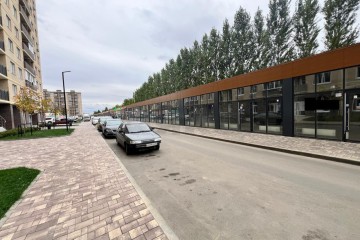 Фото №1: Торговое помещение 31 м² - Краснодар, мкр. жилой комплекс Дыхание, ул. Лётчика Позднякова, 2сВ