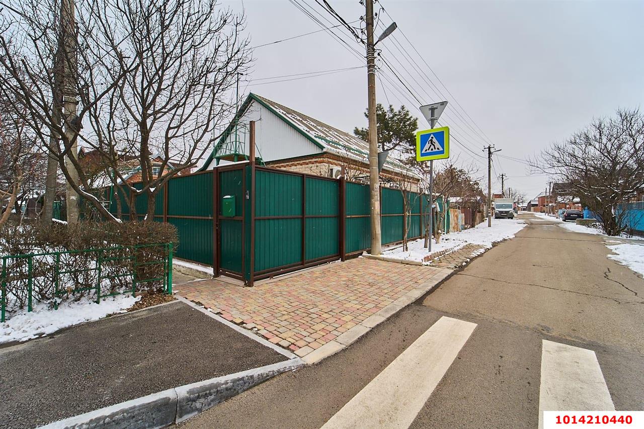 Фото №1: Часть дома 29 м² + 2 сот. - Краснодар, Пашковский, ул. Крайняя, 1А