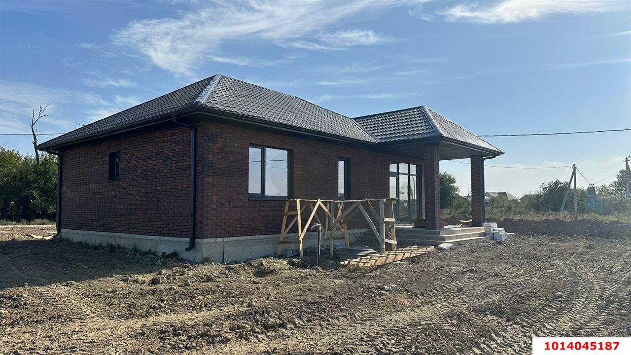 Фото №1: Дом 109 м² + 5 сот. - Старобжегокай, ул. Чкалова, 30