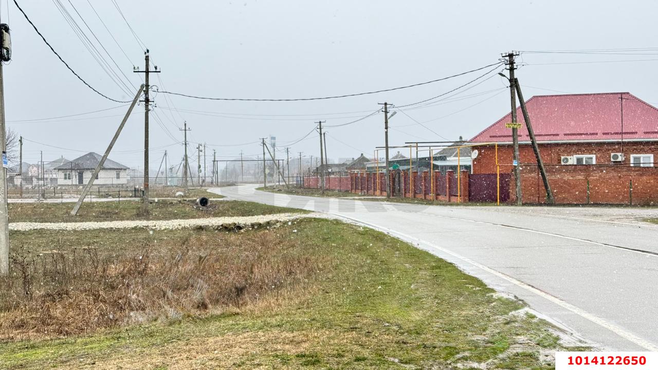 Фото №1: Земельный участок под ИЖС 24 сот. - Новобжегокай, ул. Хатита Махмуда, 9