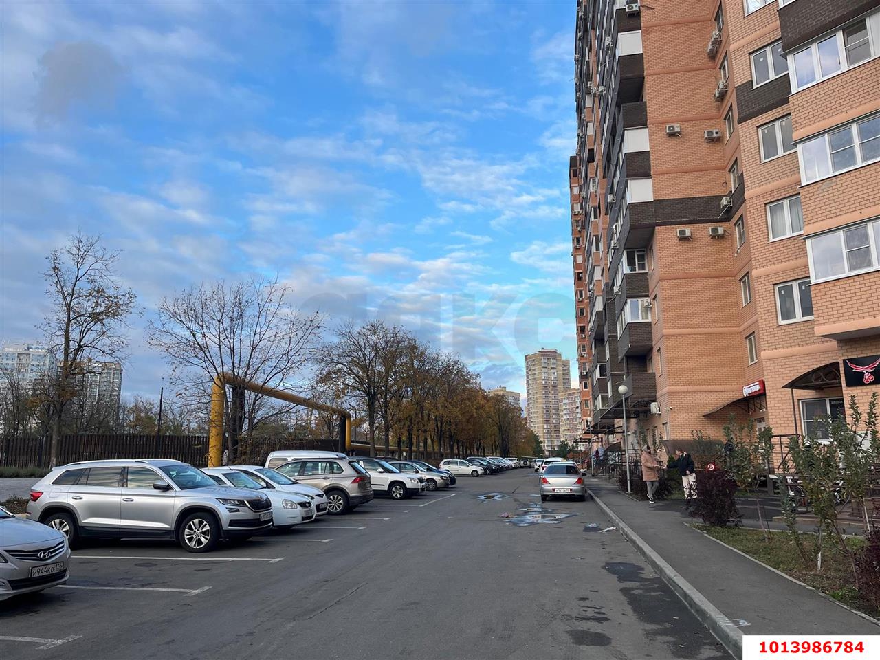 Фото №4: Торговое помещение 168 м² - Краснодар, жилой комплекс Авиатор, ул. имени Валерия Гассия, 2
