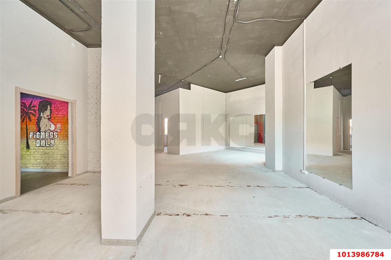 Фото №11: Торговое помещение 168 м² - Краснодар, жилой комплекс Авиатор, ул. имени Валерия Гассия, 2
