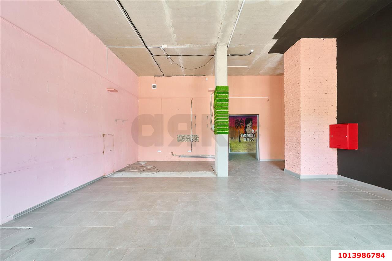 Фото №9: Торговое помещение 168 м² - Краснодар, жилой комплекс Авиатор, ул. имени Валерия Гассия, 2