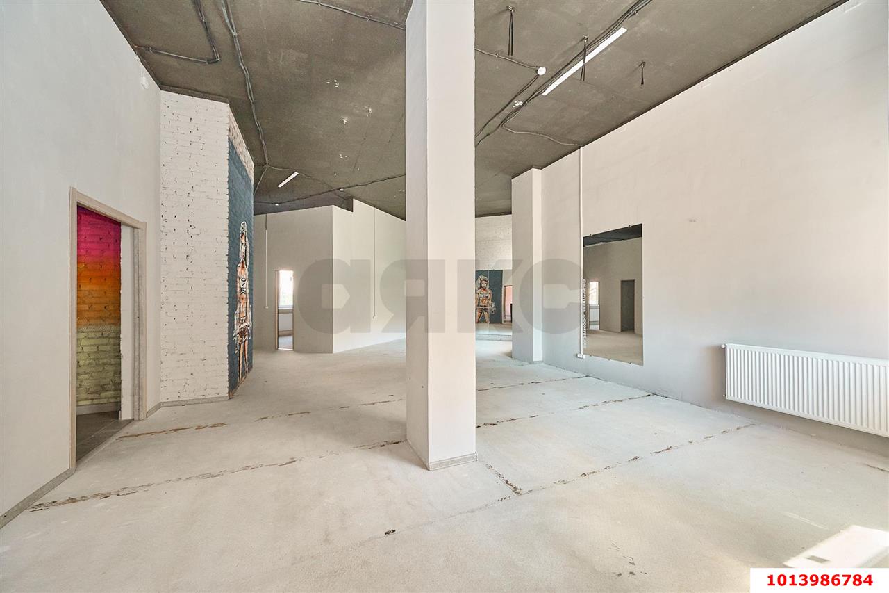 Фото №10: Торговое помещение 168 м² - Краснодар, жилой комплекс Авиатор, ул. имени Валерия Гассия, 2