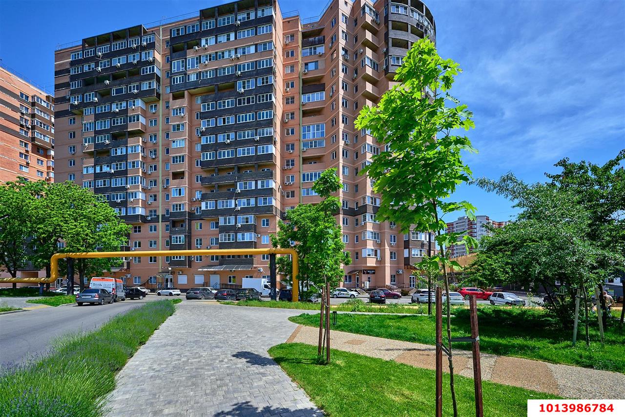 Фото №4: Торговое помещение 168 м² - Краснодар, жилой комплекс Авиатор, ул. имени Валерия Гассия, 2