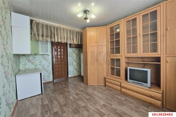 Фото №1: Комната 13 м² - Краснодар, мкр. Хлопчато-бумажный Комбинат, ул. Таганрогская, 5