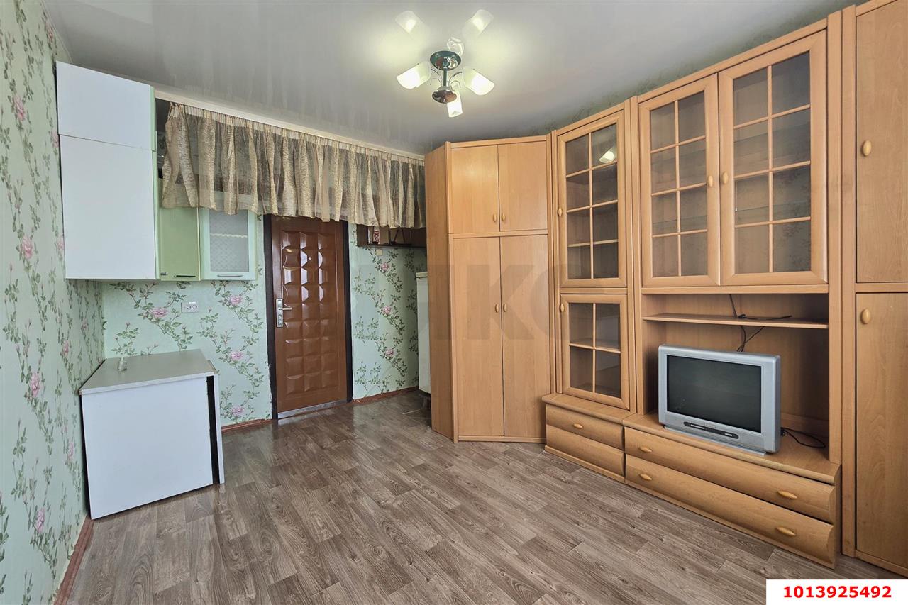 Фото №1: Комната 13 м² - Краснодар, Хлопчато-бумажный Комбинат, ул. Таганрогская, 5