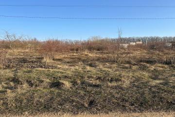 Фото №1: Земельный участок 10 сот. - Азовская, мкр. Матросова, ул. Матросова, 21