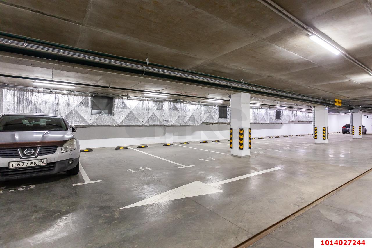 Фото №3: Гараж 225 м² - Краснодар, жилой комплекс Сограт, ул. Красных Партизан, 4/15