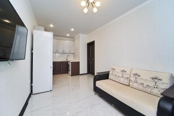 Фото №1: 2-комнатная квартира 51 м² - Краснодар, мкр. Краевая Клиническая Больница, ул. Домбайская, 55к2