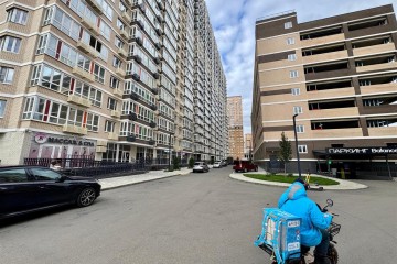 Фото №3: Торговое помещение 23 м² - Краснодар, мкр. жилой комплекс Абрикосово, ул. имени Героя Георгия Бочарникова, 4к2