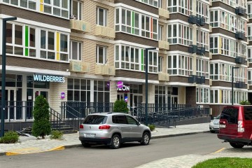 Фото №2: Торговое помещение 23 м² - Краснодар, мкр. жилой комплекс Абрикосово, ул. имени Героя Георгия Бочарникова, 4к2