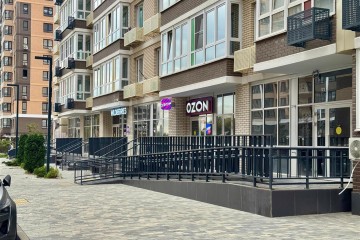 Фото №1: Торговое помещение 23 м² - Краснодар, мкр. жилой комплекс Абрикосово, ул. имени Героя Георгия Бочарникова, 4к2