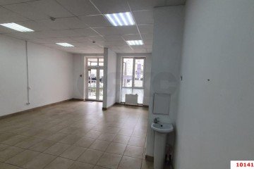 Фото №4: Торговое помещение 37 м² - Краснодар, мкр. жилой комплекс Видный, ул. Командорская, 3к1