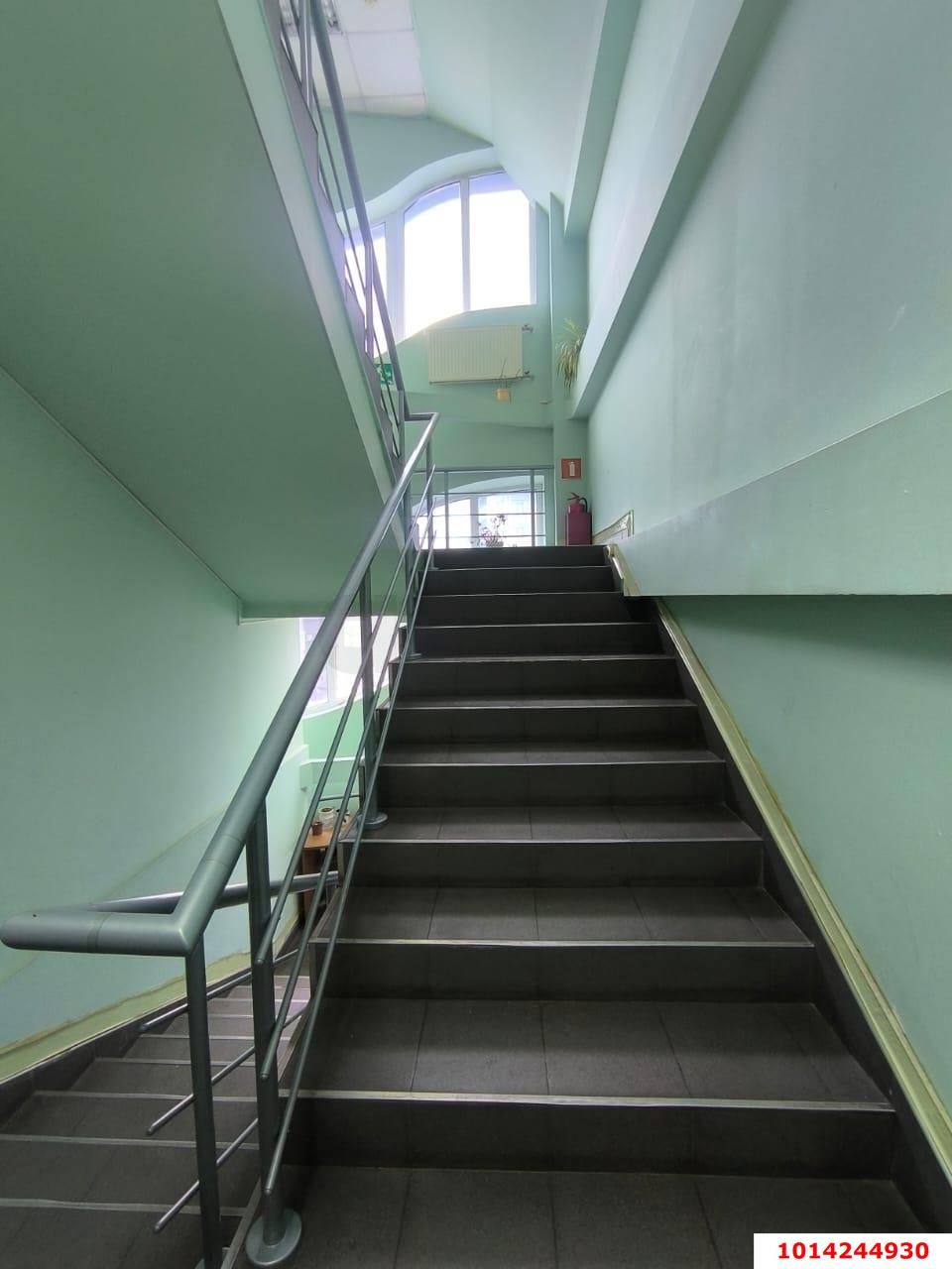 Фото №12: Коммерция 609 м² - Краснодар, Центральный внутригородской округ, мкр. Центральный, ул. Митрофана Седина, 134