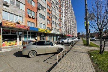 Фото №1: Торговое помещение 25 м² - Краснодар, мкр. Центральный, ул. Промышленная, 33