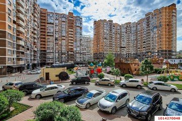 Фото №1: 1-комнатная квартира 52 м² - Краснодар, мкр. Солнечный, ул. Архитектора Ишунина, 3
