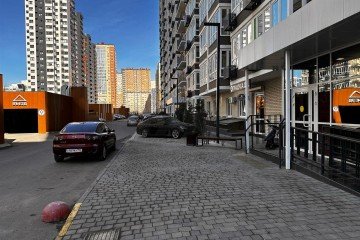 Фото №2: Торговое помещение 62 м² - Краснодар, мкр. жилой комплекс Абрикосово, ул. имени Героя Георгия Бочарникова, 4к2