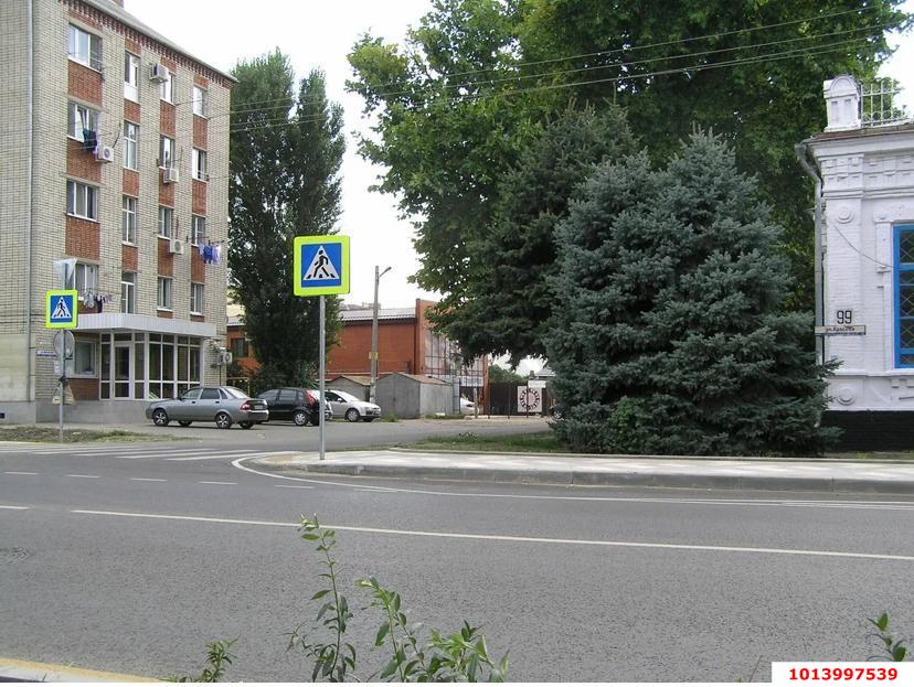 Фото №1: Торговое помещение 145 м² - Динская, ул. Коммунальная, 135