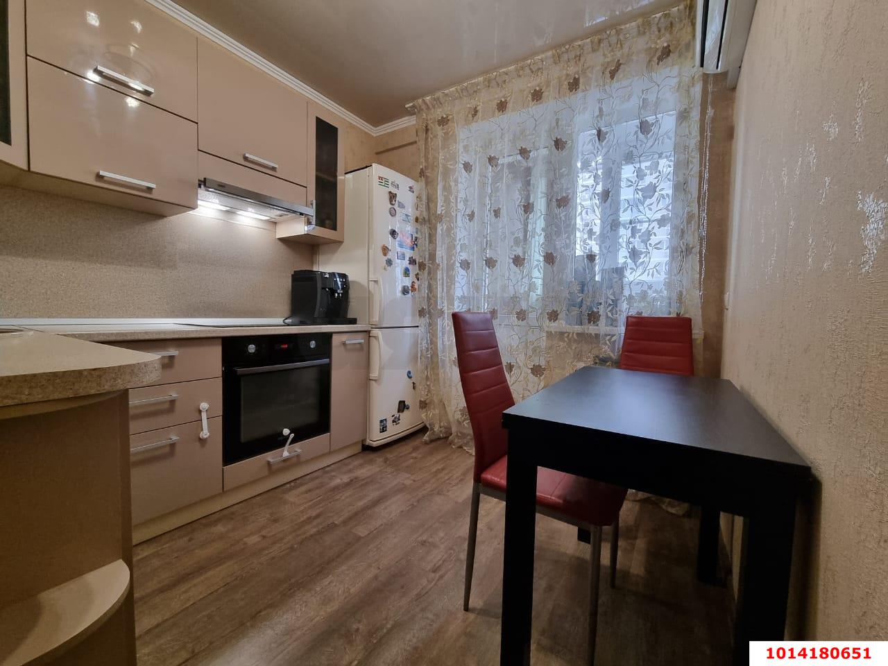 Фото №1: 2-комнатная квартира 49 м² - Краснодар, имени Петра Метальникова, ул. Петра Метальникова