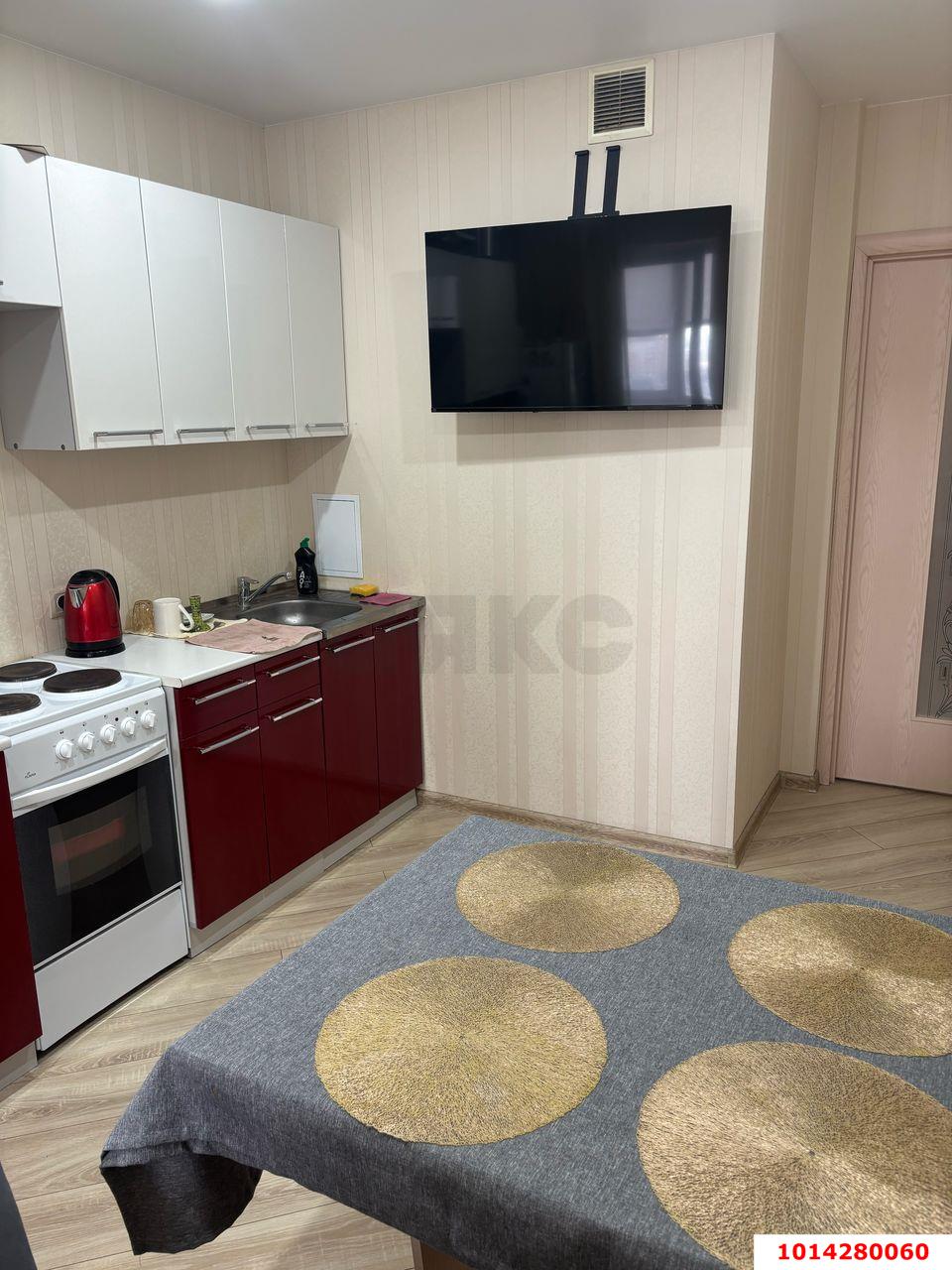 Фото №2: 1-комнатная квартира 42 м² - Краснодар, имени Петра Метальникова, ул. Петра Метальникова, 5к3