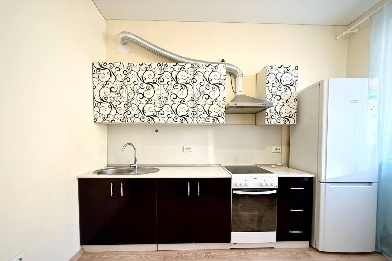 Фото №2: 1-комнатная квартира 41 м² - Краснодар, Прикубанский внутригородской округ, Завод Радиоизмерительных Приборов, мкр. Музыкальный, ул. имени Сергея Есенина, 108/1к2