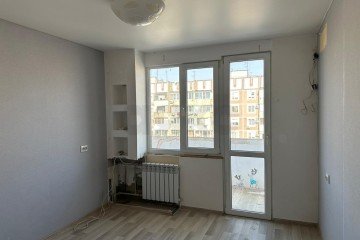 Фото №1: 2-комнатная квартира 49 м² - Краснодар, мкр. Комсомольский, ул. Приозёрная, 15/1