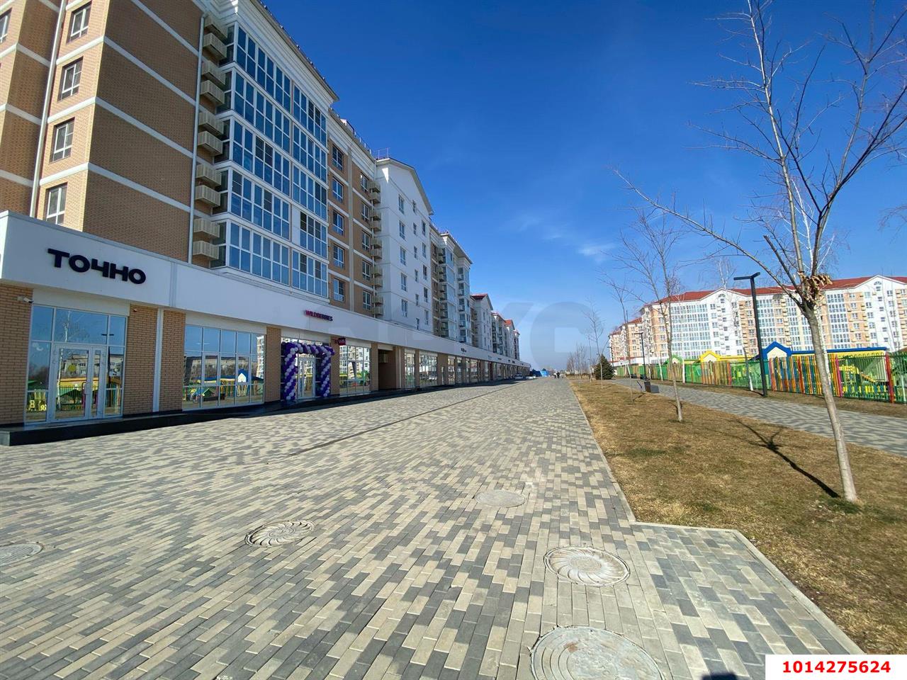 Фото №2: Торговое помещение 139 м² - Динская, жилой комплекс Белые Росы, ул. Красная, 158/1