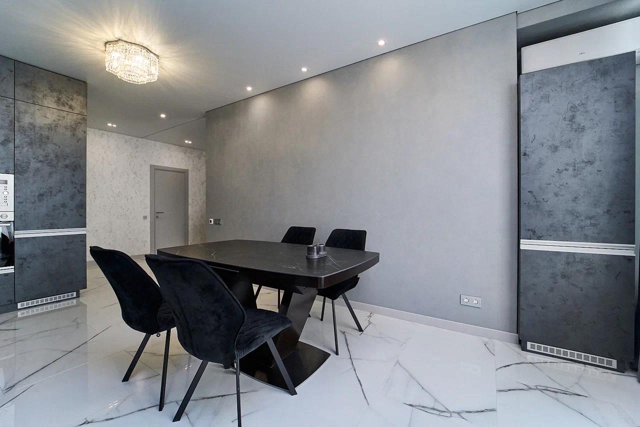 Фото №6: 2-комнатная квартира 72 м² - Краснодар, Прикубанский внутригородской округ, Школьный, жилой комплекс Версаль, мкр. Круглик, ул. Черниговская, 1