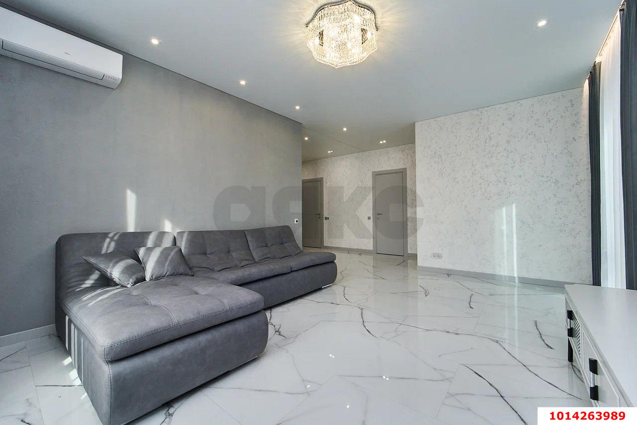 Фото №10: 2-комнатная квартира 72 м² - Краснодар, жилой комплекс Версаль, ул. Черниговская, 1