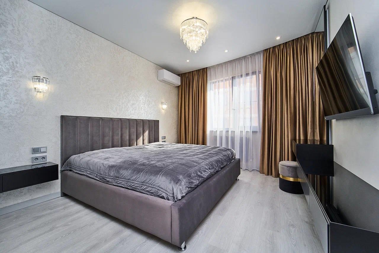 Фото №12: 2-комнатная квартира 72 м² - Краснодар, Прикубанский внутригородской округ, Школьный, жилой комплекс Версаль, мкр. Круглик, ул. Черниговская, 1