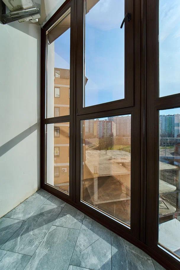 Фото №15: 2-комнатная квартира 72 м² - Краснодар, Прикубанский внутригородской округ, Школьный, жилой комплекс Версаль, мкр. Круглик, ул. Черниговская, 1