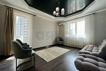 Фото №1: 2-комнатная квартира 68 м² - Краснодар, мкр. Западный внутригородской округ, ул. Кожевенная, 60