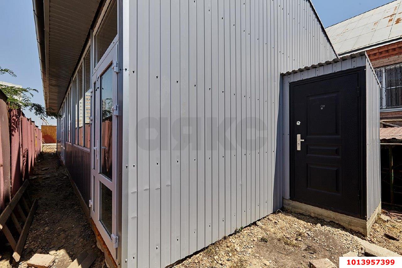 Фото №3: Коммерция 100 м² - Краснодар, Прикубанский внутригородской округ, мкр. Славянский, ул. Красных Партизан, 1Б