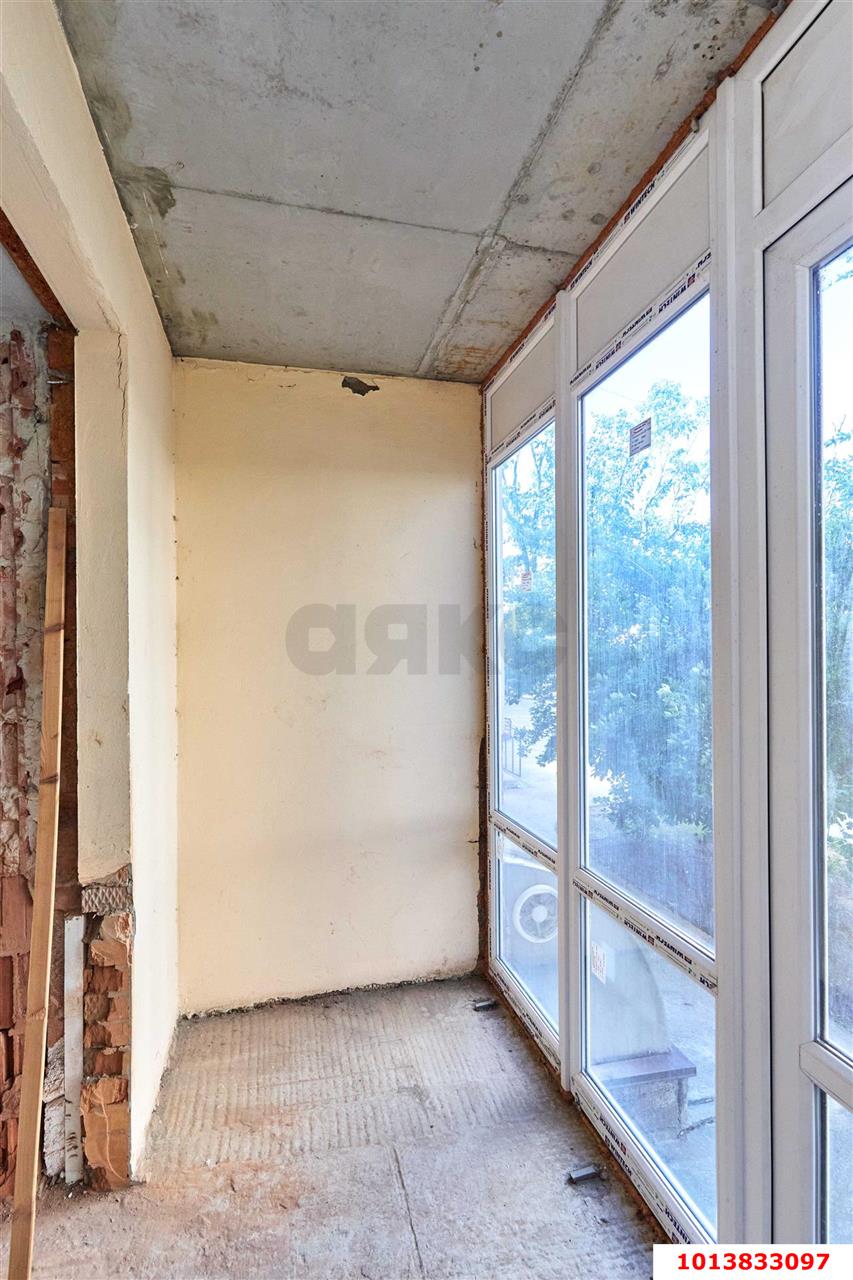 Фото №7: 1-комнатная квартира <span class="whitespace-nowrap">50 м²</span>, <span class="whitespace-nowrap">1/16 эт.</span> - Краснодар, Прикубанский внутригородской округ, мкр. Восточно-Кругликовский, ул. им. Героя Яцкова И.В., 6