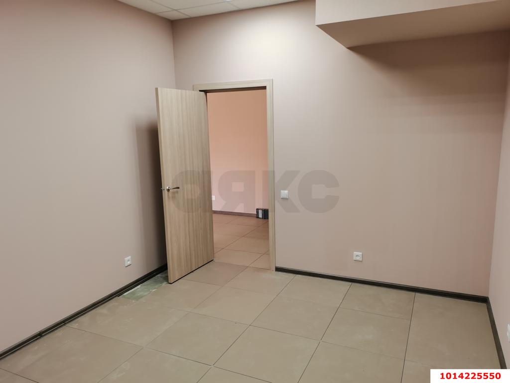 Фото №8: Торговое помещение 66 м² - Краснодар, жилой комплекс Премьера, ул. Автолюбителей, 1/7к1