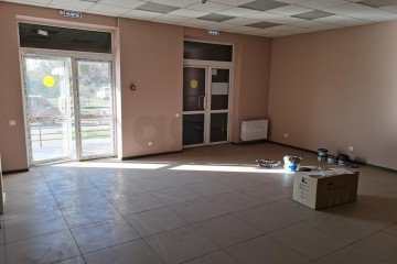Фото №5: Торговое помещение 66 м² - Краснодар, мкр. жилой комплекс Премьера, ул. Автолюбителей, 1/7к1