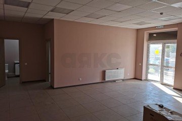 Фото №3: Торговое помещение 66 м² - Краснодар, мкр. жилой комплекс Премьера, ул. Автолюбителей, 1/7к1