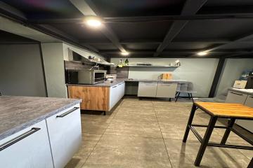 Фото №5: Коммерция 24 м² - Краснодар, мкр. Центральный, ул. Красная, 100