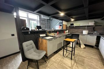 Фото №4: Коммерция 24 м² - Краснодар, мкр. Центральный, ул. Красная, 100