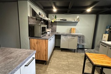 Фото №5: Торговое помещение 25 м² - Краснодар, мкр. Центральный, ул. Красная, 100