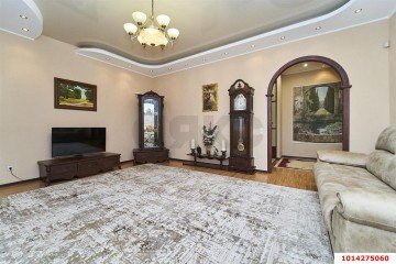 Фото №1: 3-комнатная квартира 118 м² - Краснодар, мкр. Центральный, ул. Кубанская Набережная, 58
